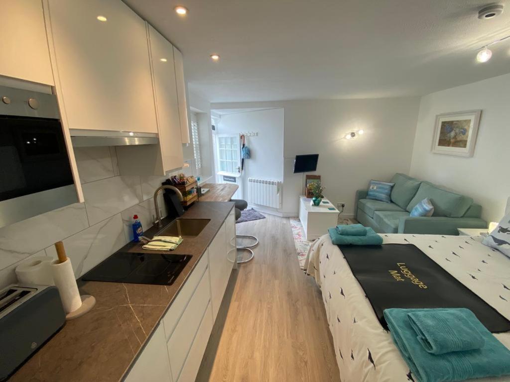 Sweet Caroline - Luxury Studio Stone'S Throw From Mousehole Harbour Eksteriør billede